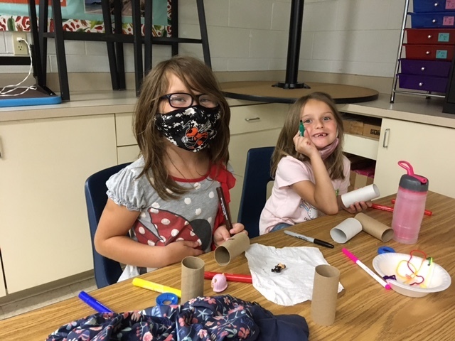 Students designing their own binoculars for an upcoming ice age trail hike. 